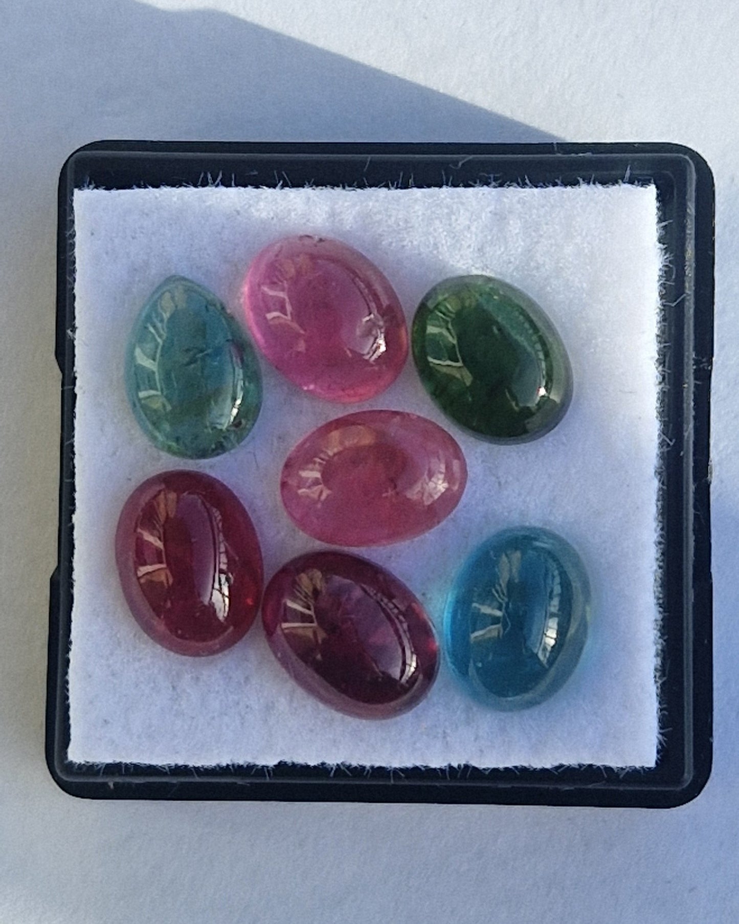 Turmalin Cabochon
