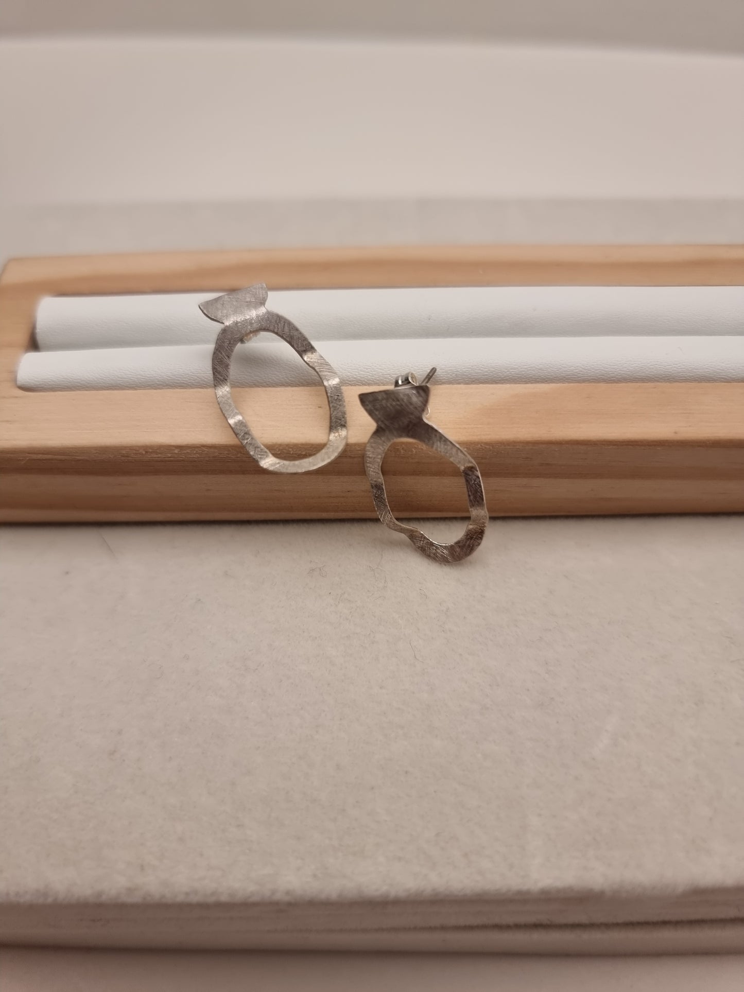 Knækket bølge Øreringe