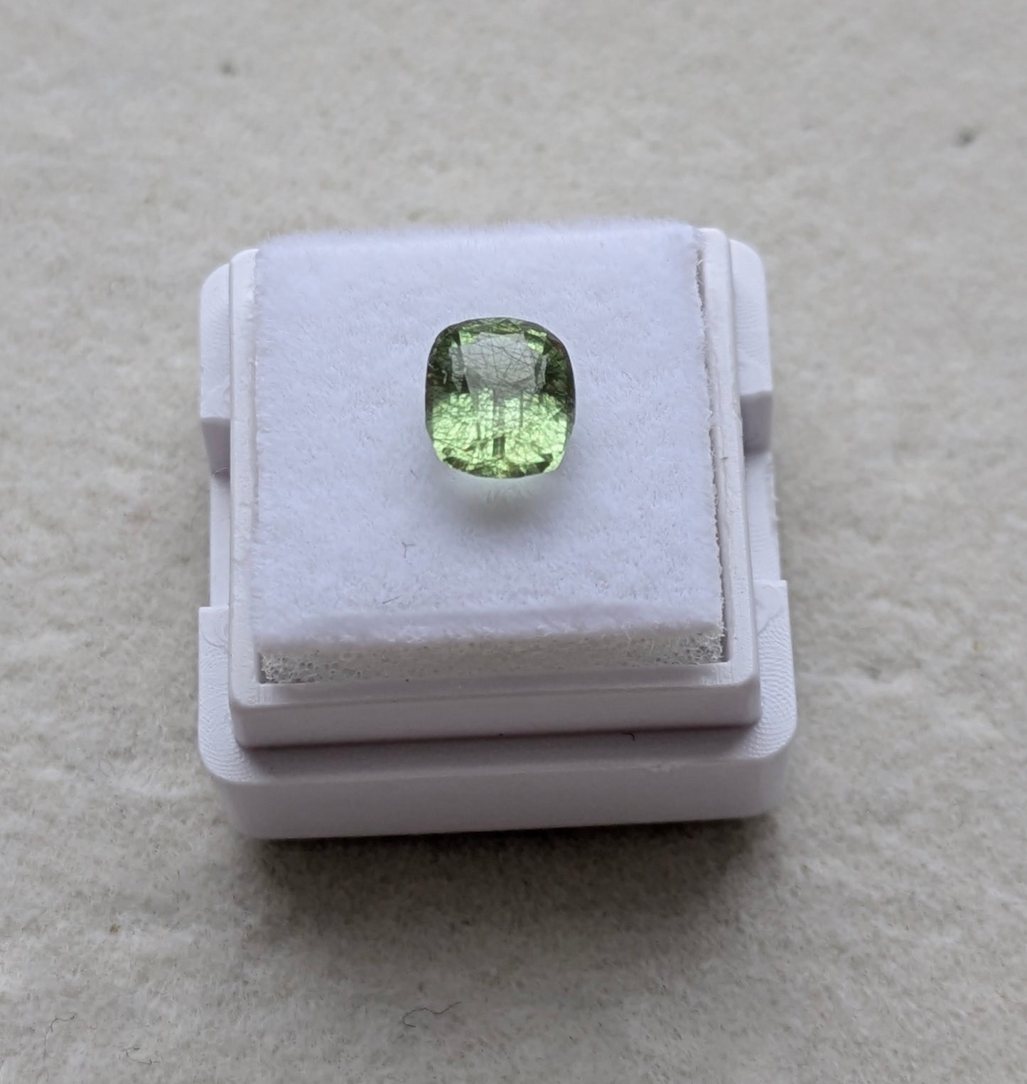 Rutile peridot