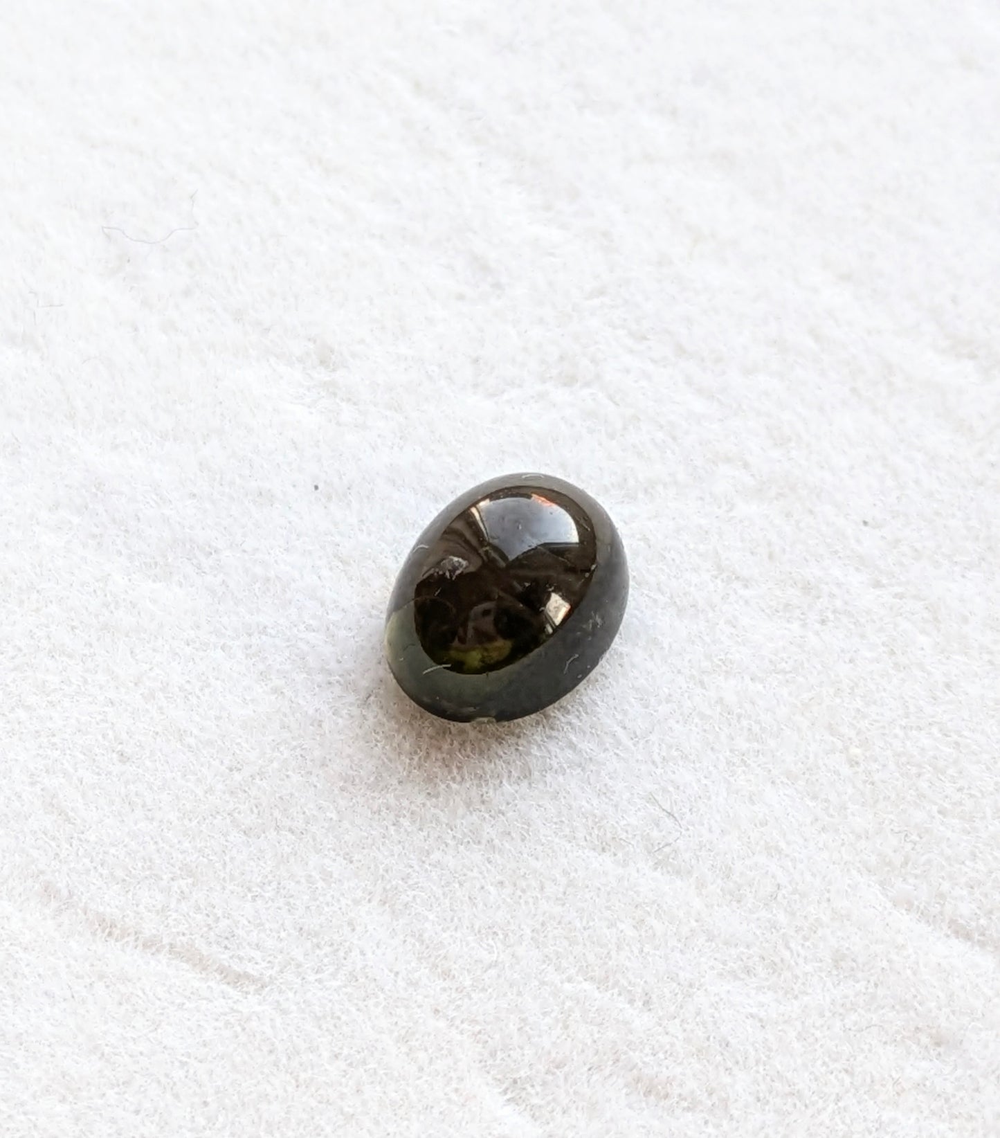 Turmalin cabochon