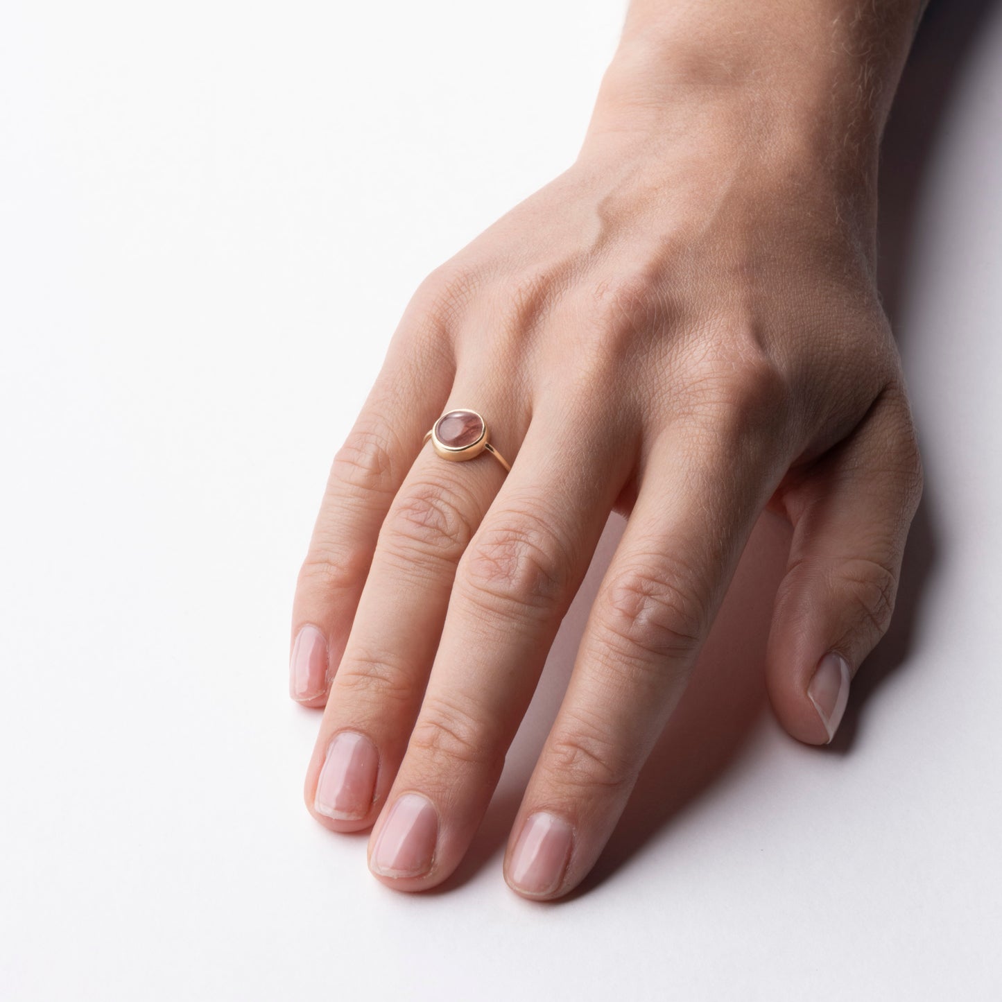Dome 8k Guld ring- Dyb lyserød safir str. 51,5
