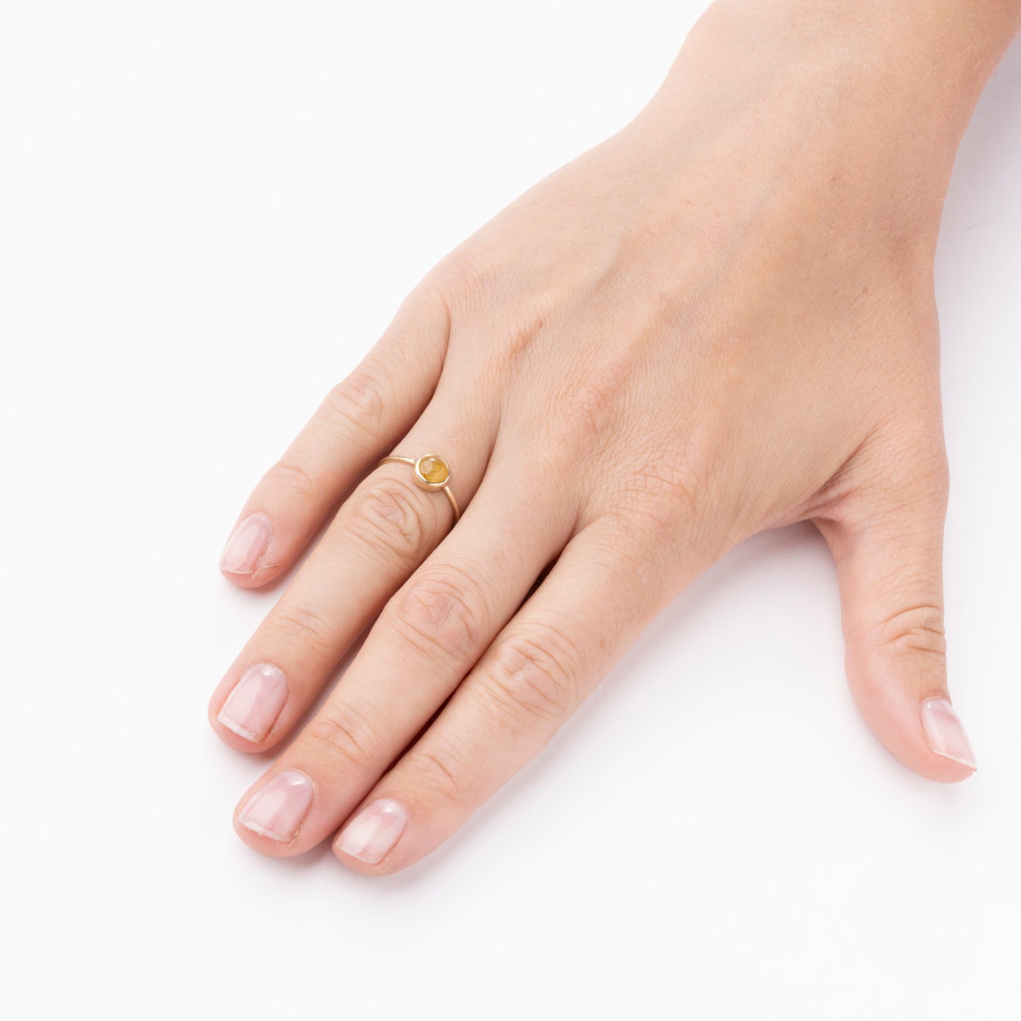 Dome 8k Guld ring- Kraftig gul safir str.52