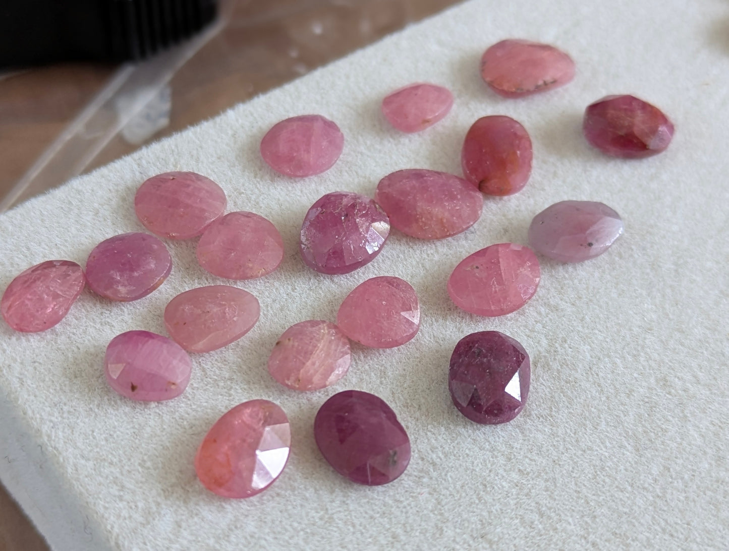 Rosecut umba safirer
