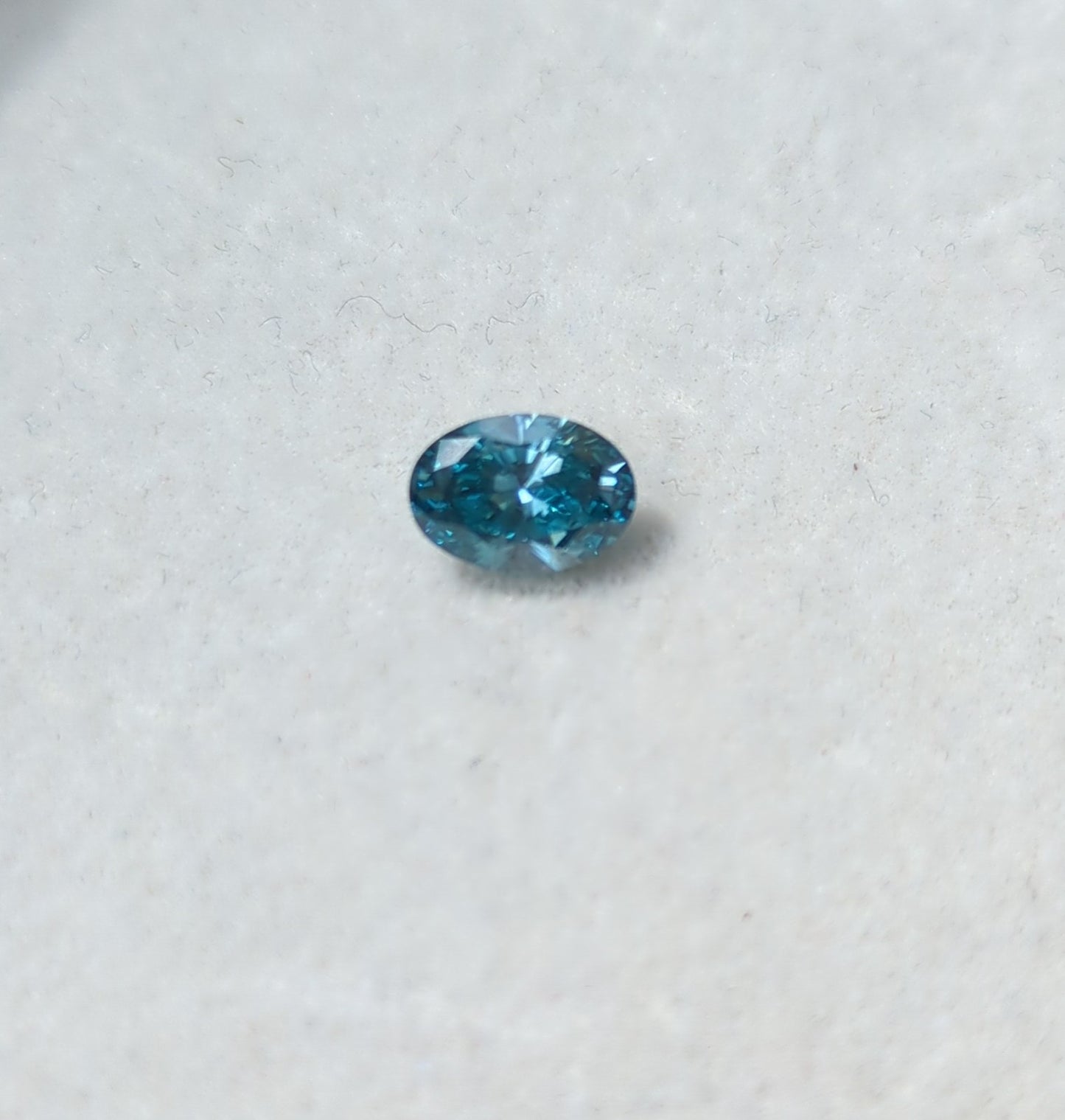 Laboratorie skabt Diamant m. Report