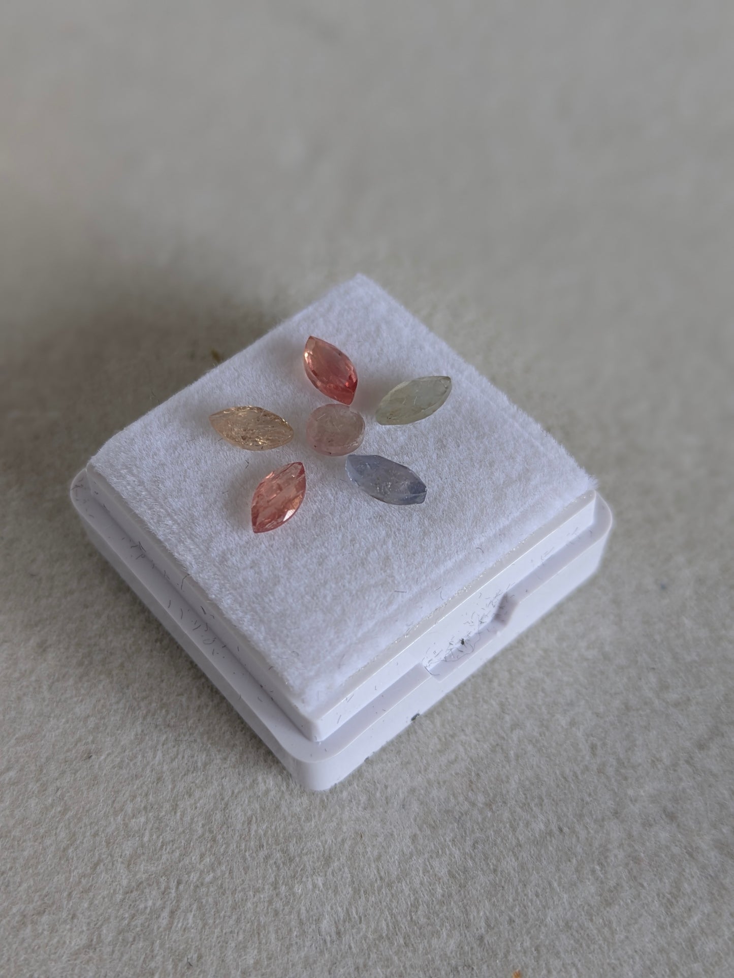 Safir lot