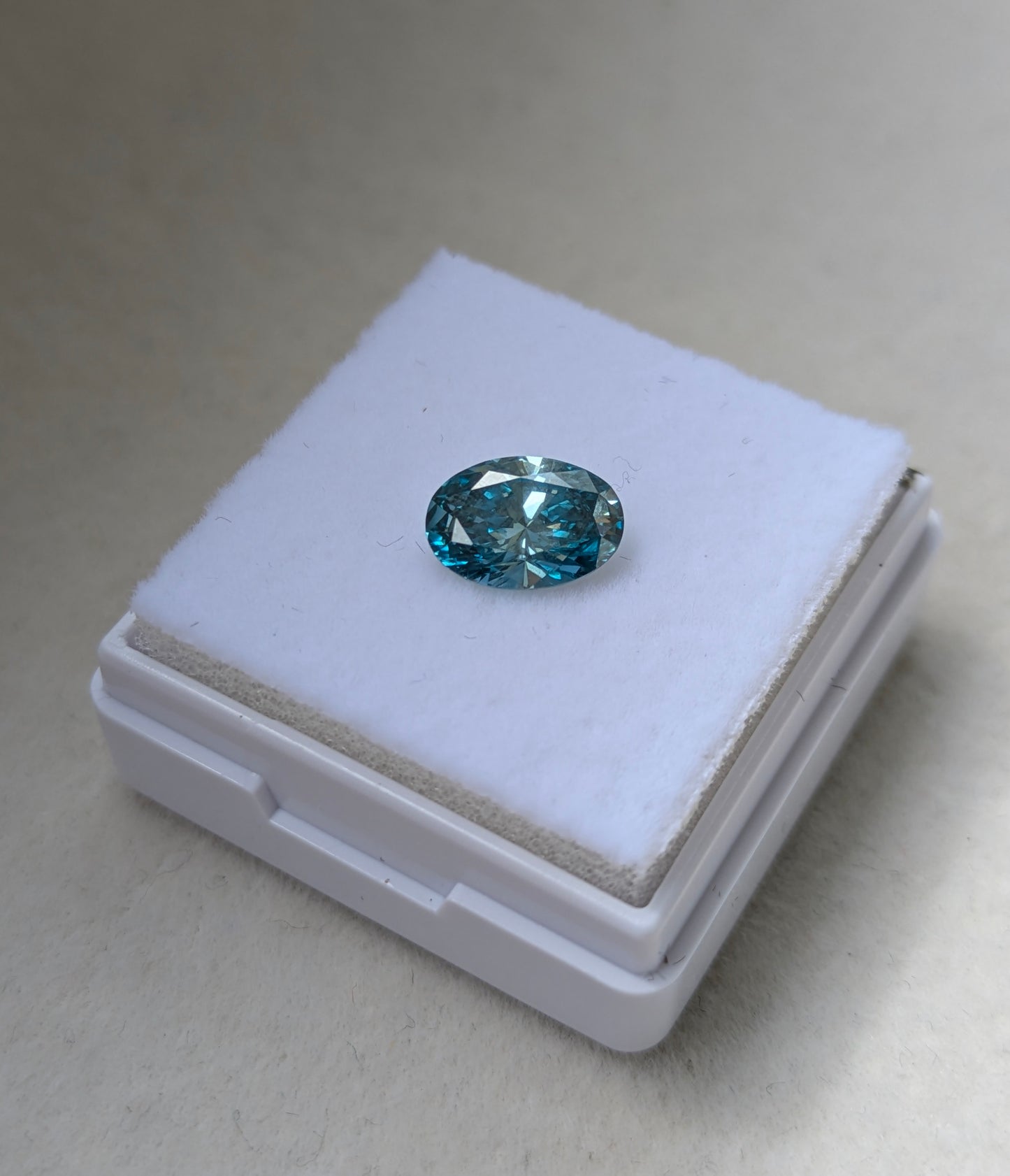 Laboratorie skabt Diamant m. Report