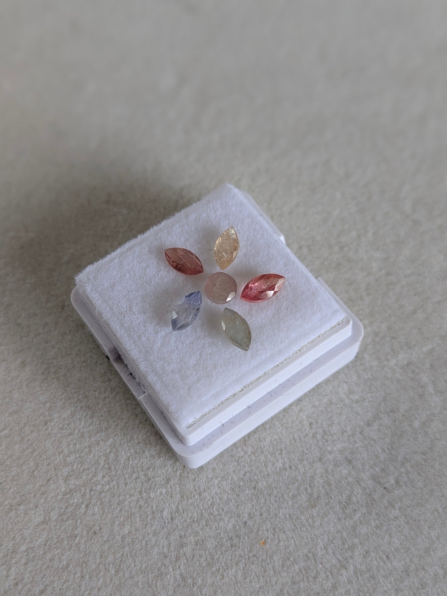 Safir lot