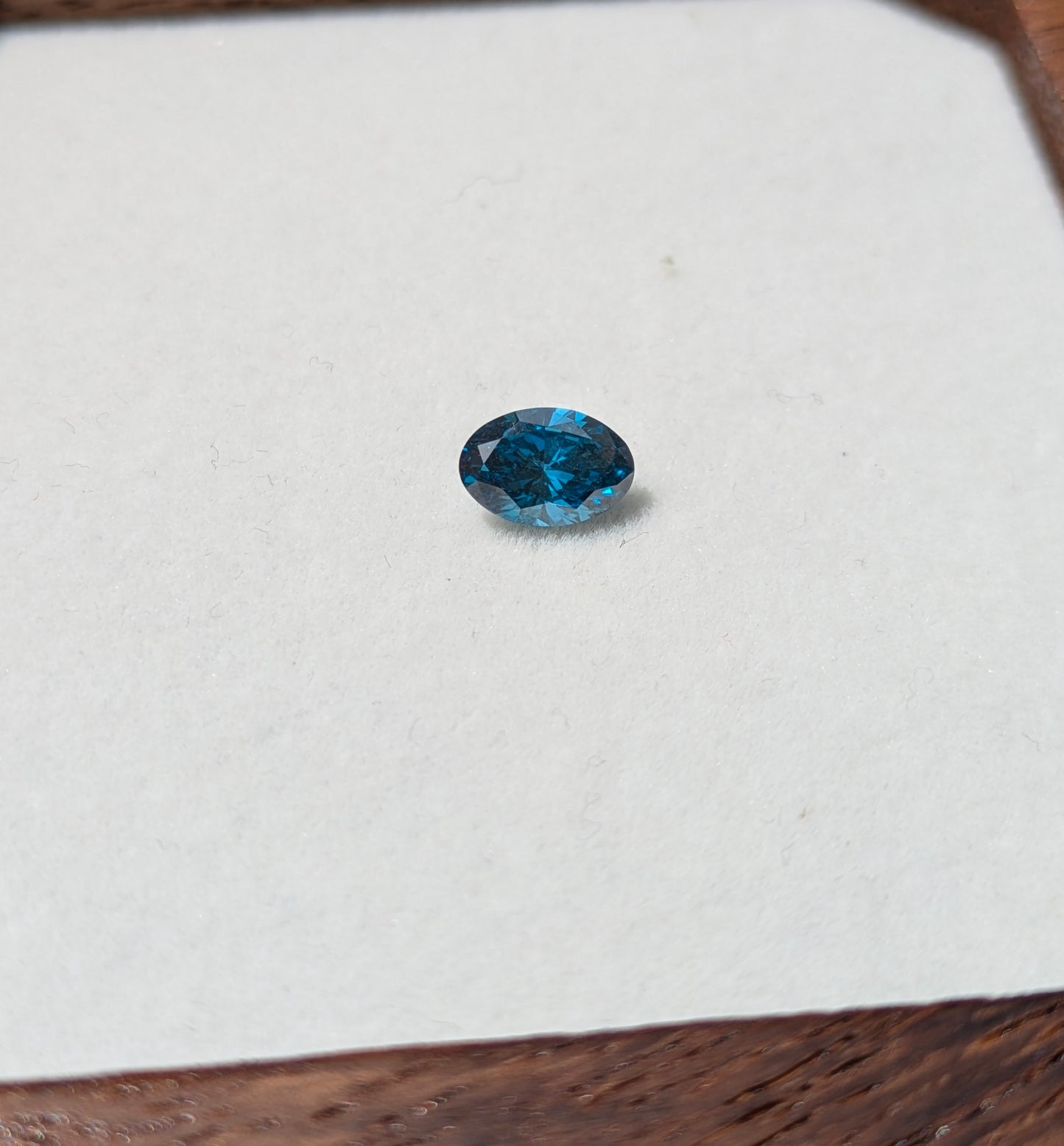 Laboratorie skabt Diamant m. report