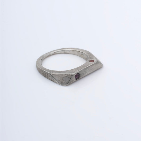 Blueme ring m. Spinel