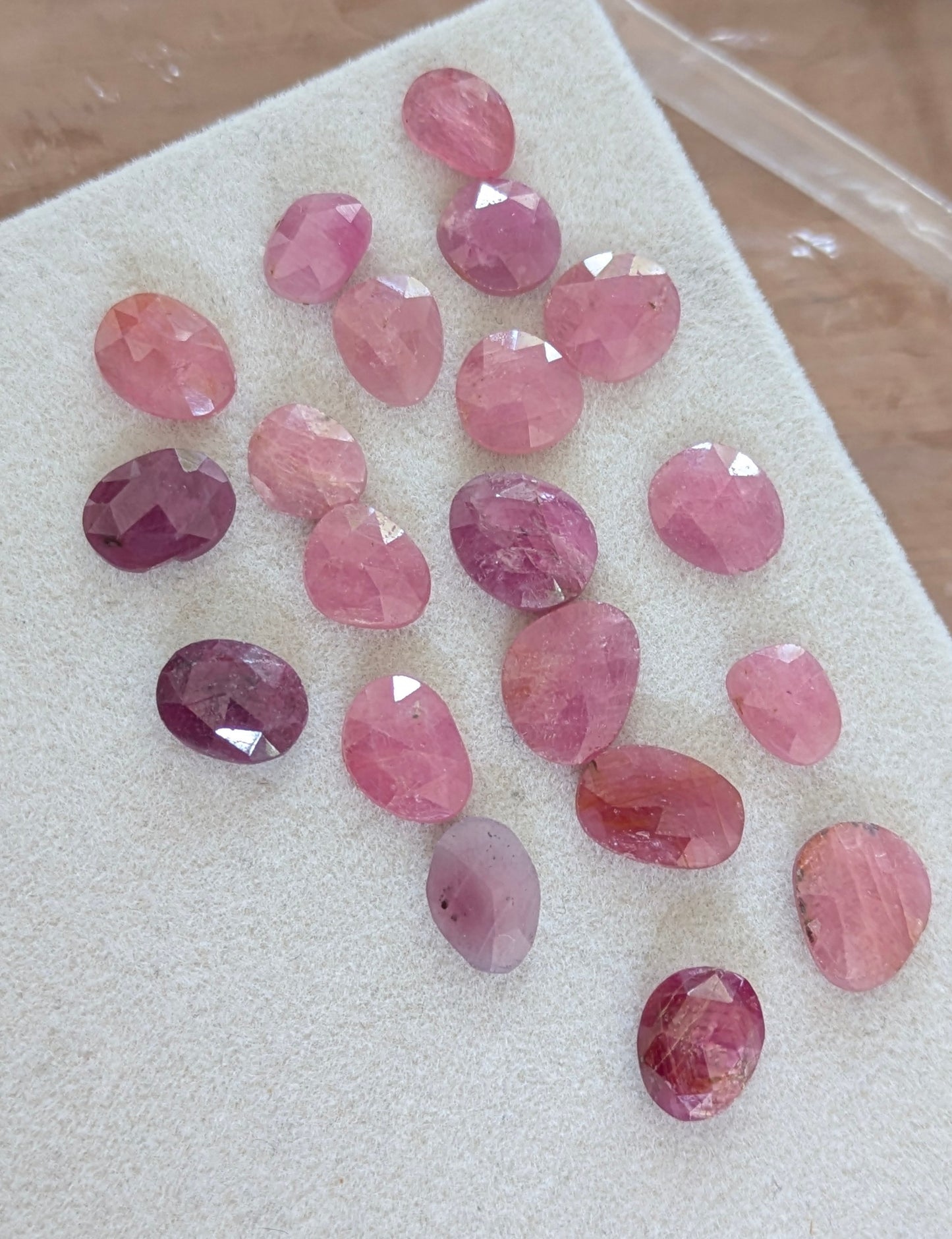 Rosecut umba safirer