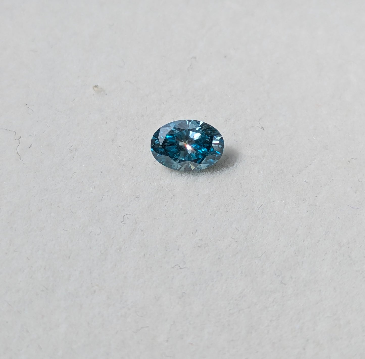 Laboratorie skabt Diamant m. Report