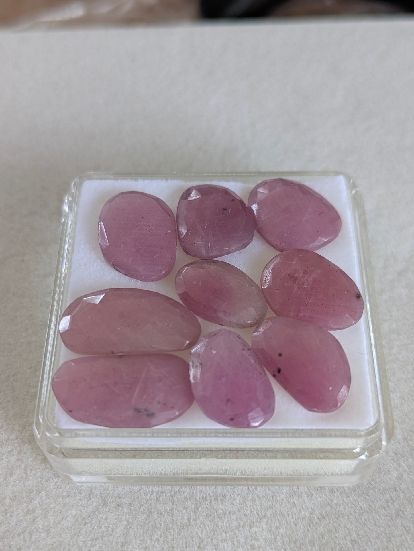Rosecut safirer