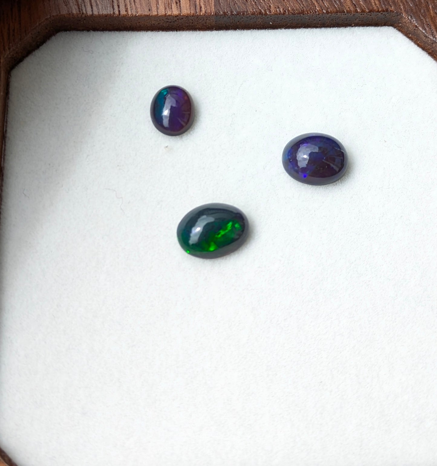 Opal lot