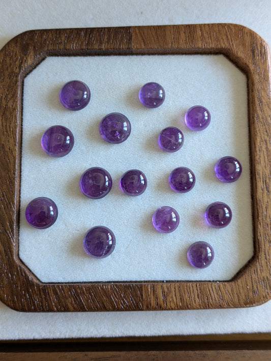 Ametyst cabochoner