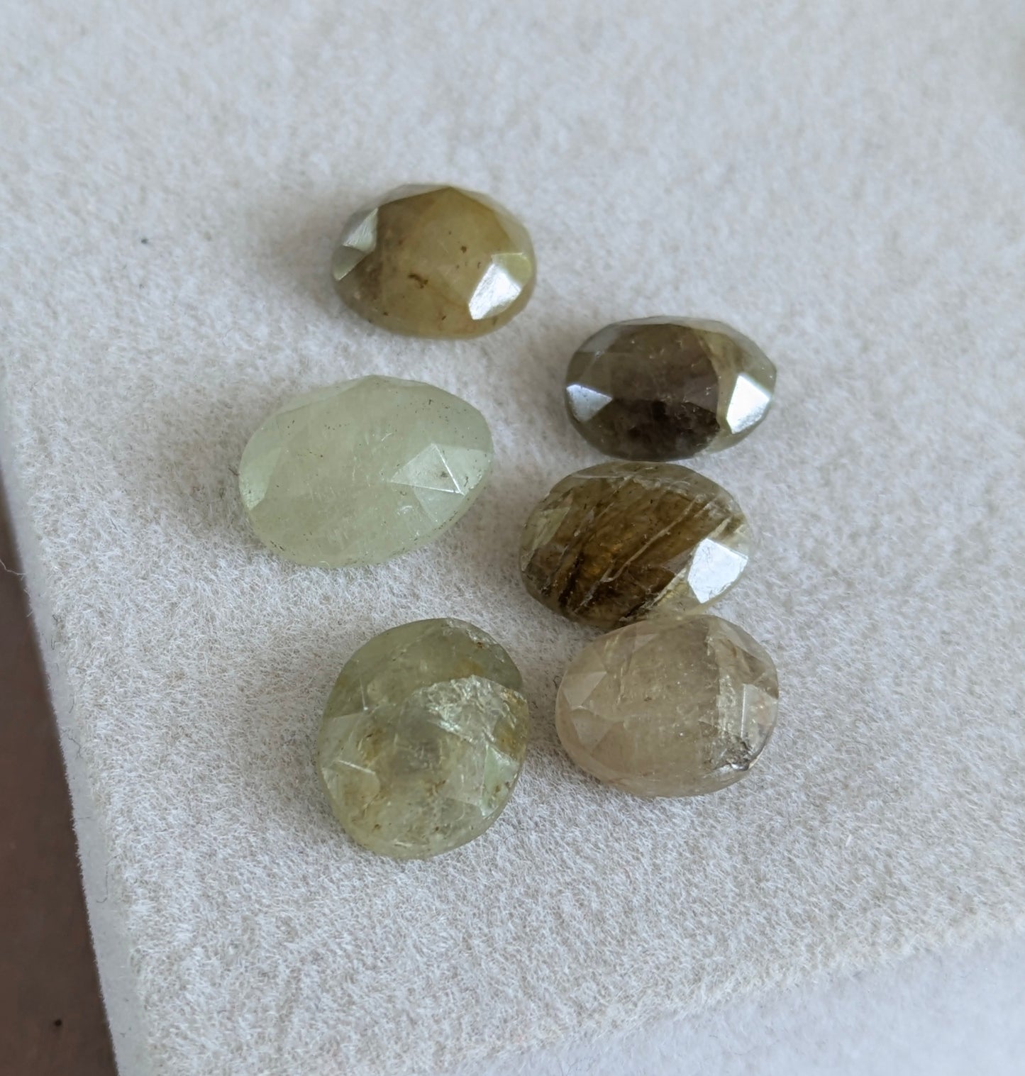 Rosecut umba safirer lot