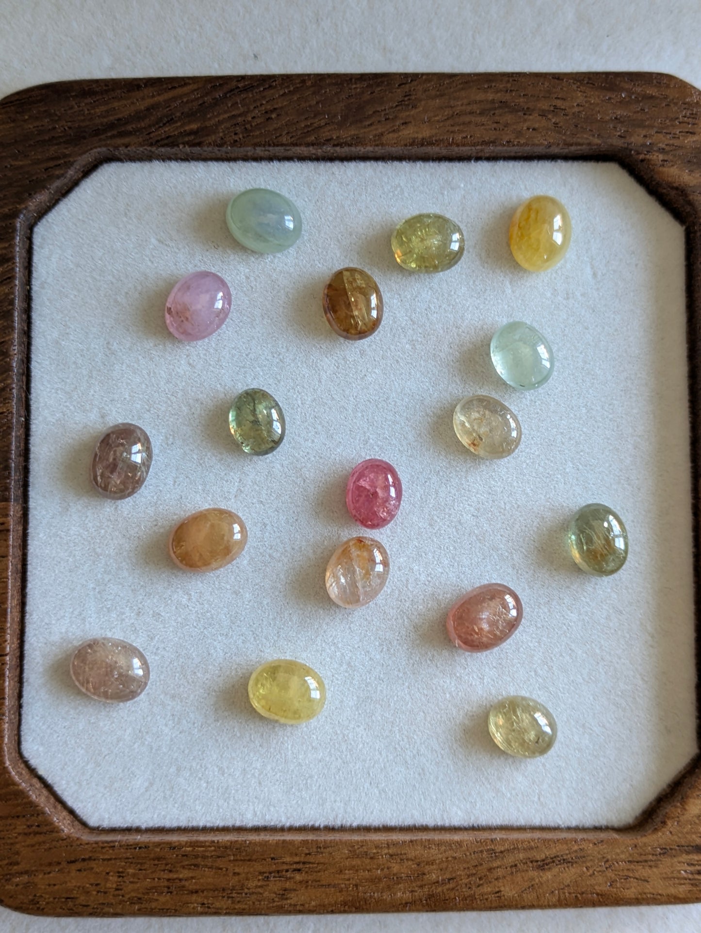 Safir cabochoner