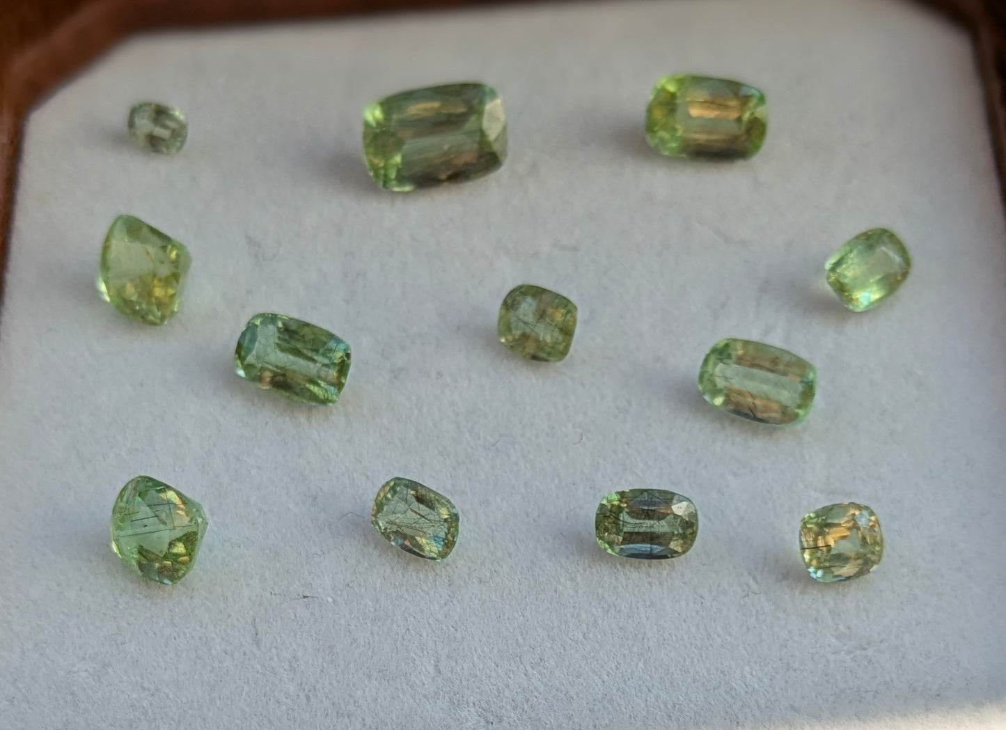 Rutile peridot